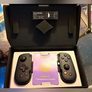 Backbone Black Mobile Gaming Controller for iPhone